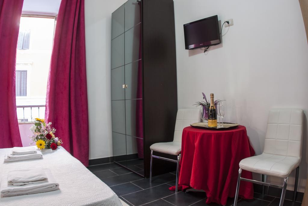 Gio' Suites Roma Oda fotoğraf